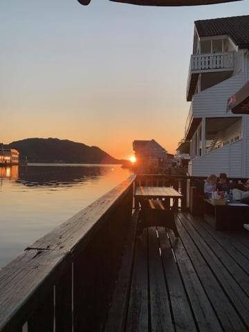 Frimannsbuda Selje Buitenkant foto